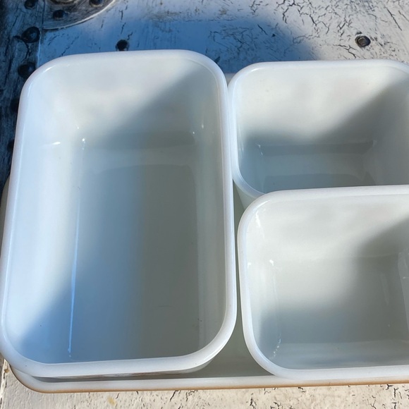 Pyrex Americana set of 4 Refrigerator Boxes - Picture 9 of 12